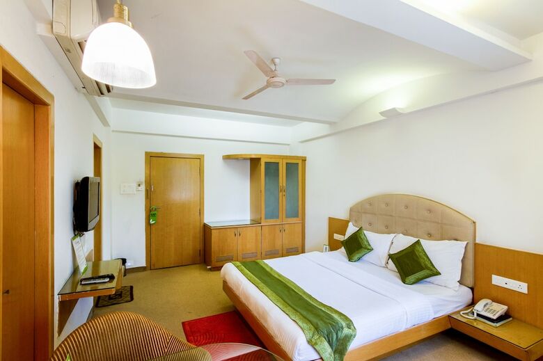 Hotel Treebo Trend Niraali Executive