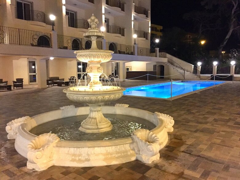 Posada Hotel Riviera Palace