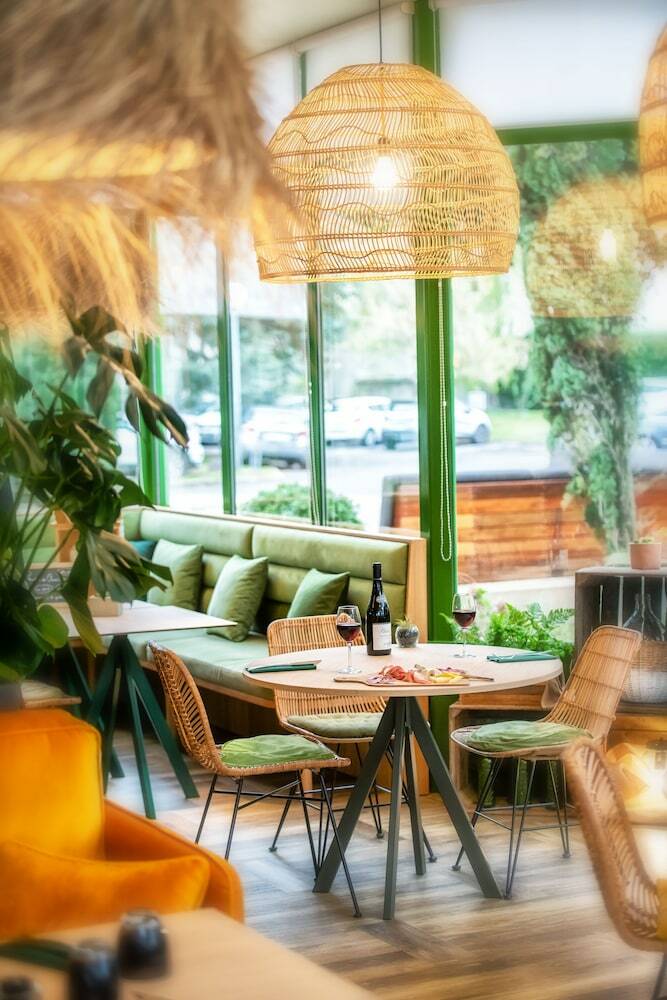 Hotel Mercure Niort Marais Poitevin