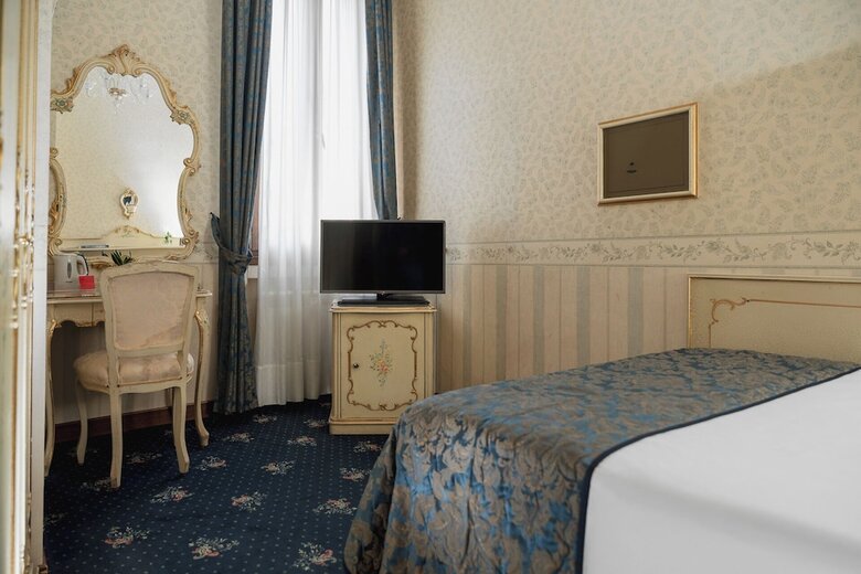 Hotel Montecarlo