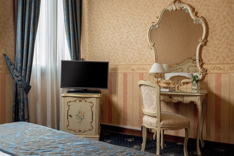 Hotel Montecarlo