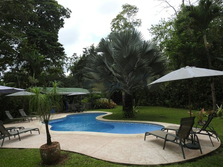 Hotel Playa Negra Guesthouse