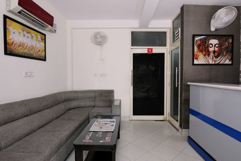 Oyo 2041 Hotel Silver Land