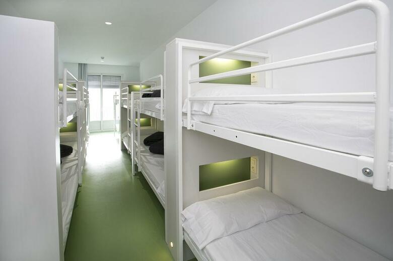 Hostal Sant Jordi Hostel Rock Palace