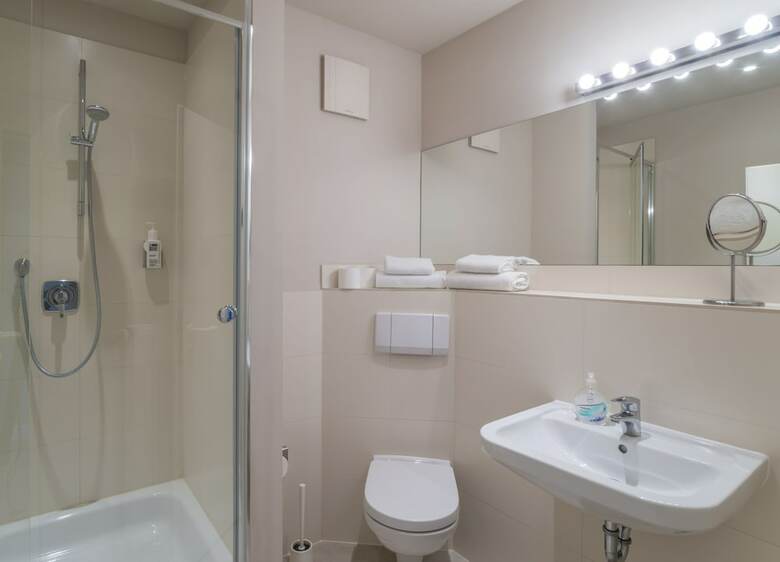 Aparthotel Schoenhouse Living
