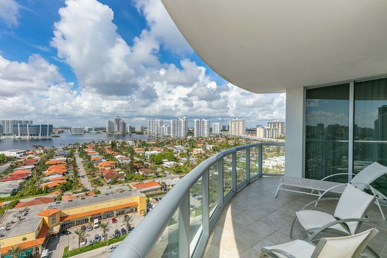 Hotel Private Ocean Condos At Marenas Beach