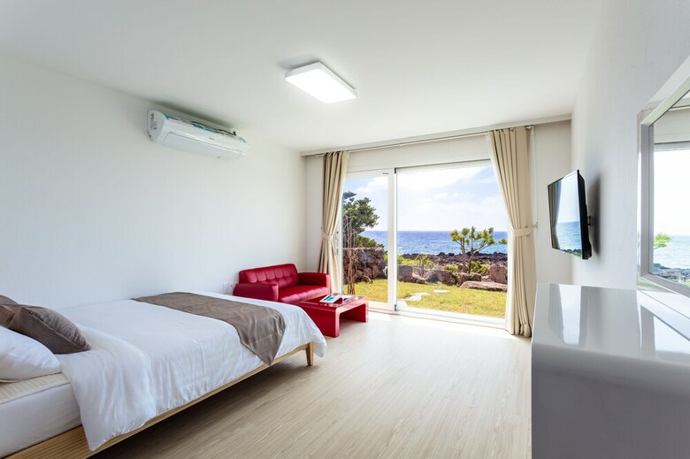 Pension Jeju Turning Point