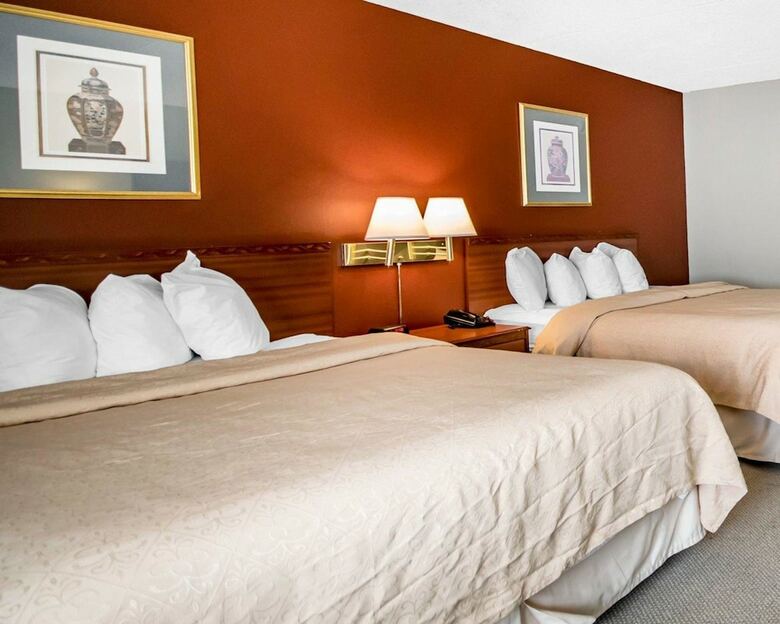 Hotel Quality Inn & Suites