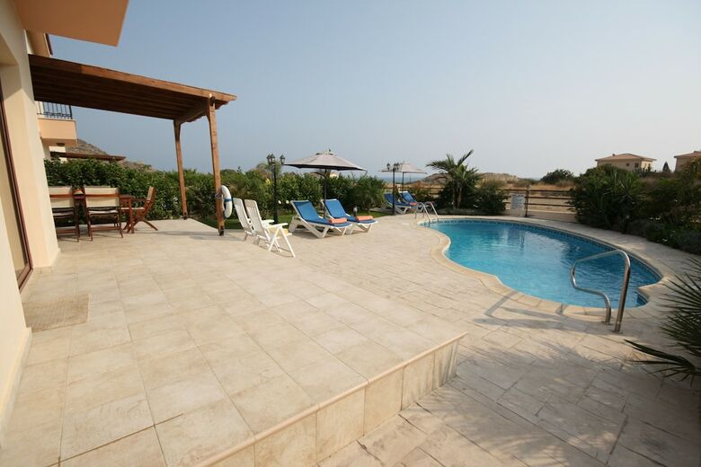 Vineland Bay Villas
