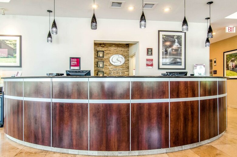 Hotel Comfort Suites Bentonville - Rogers