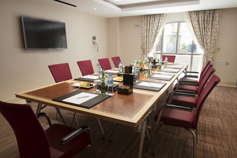 Aparthotel Coral Muscat Hotel & Apartment