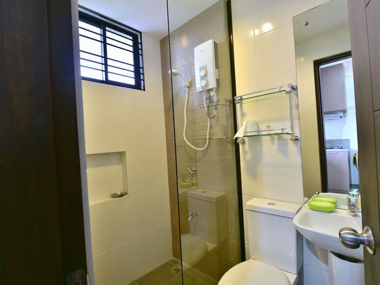 Anahaw Apartments Whitebeach