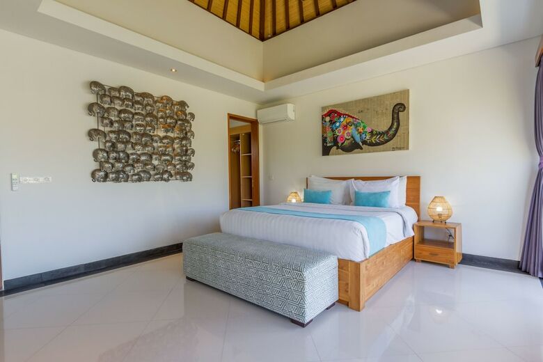 Lacasa Villa Legian