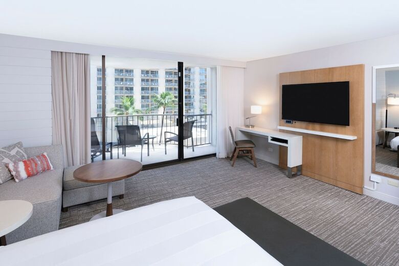 Hotel Waikiki Beach Marriott Resort & Spa