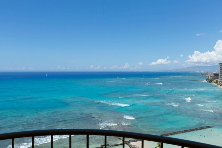 Hotel Waikiki Beach Marriott Resort & Spa