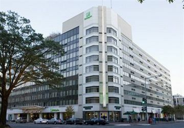 Hotel Holiday Inn D C Capitol At The Smithsonian