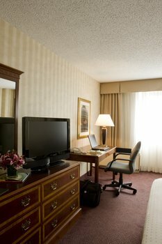 Hotel Holiday Inn D C Capitol At The Smithsonian