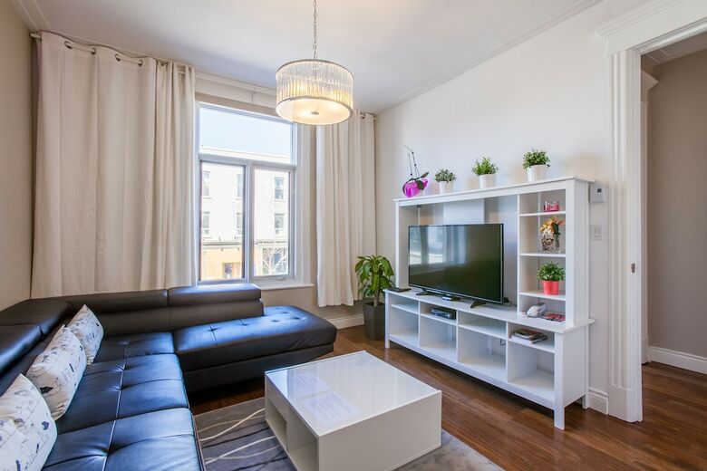 Apartamentos Lmvr - The Laurier