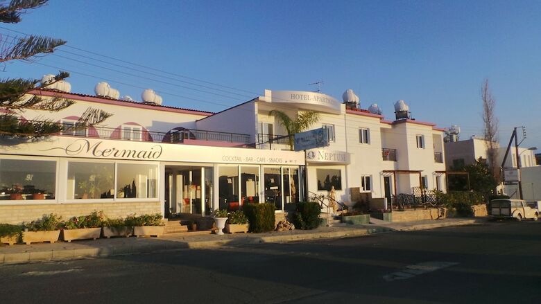 Aparthotel Neptune Hotel Apartments