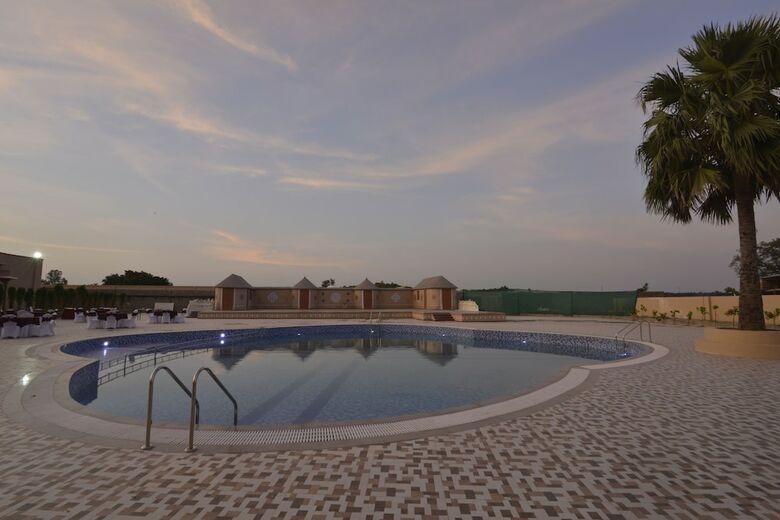 Hotel Orchha Palace And Convention Centre