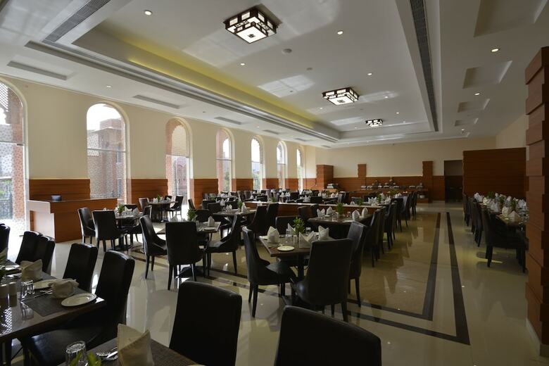 Hotel Orchha Palace And Convention Centre