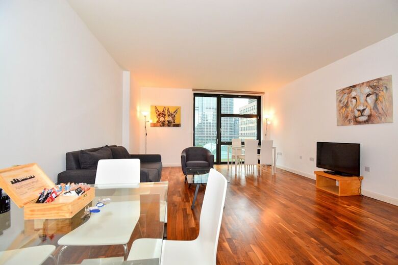 Canary Wharf - Corporate River View Apartments