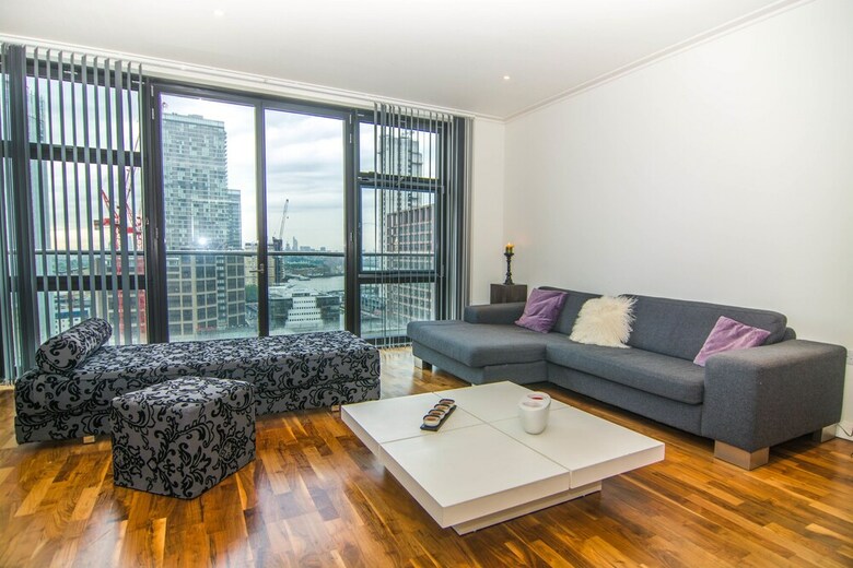 Canary Wharf - Corporate River View Apartments