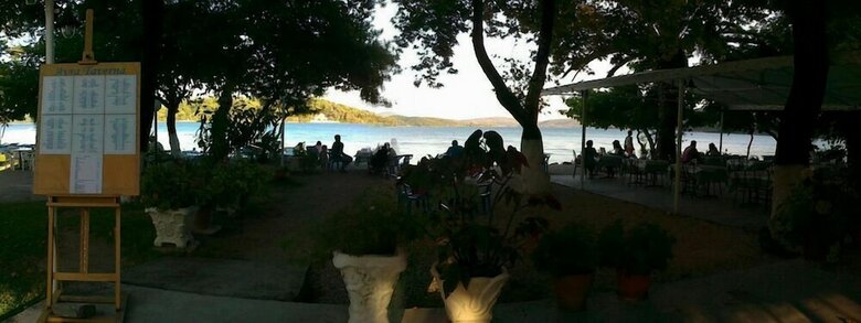 Avra Beach Hotel
