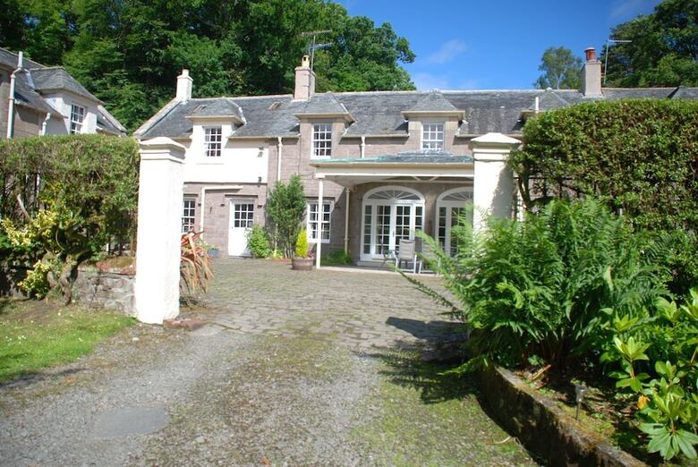 Centre Stables Luxury Self Catering Loch Lomond