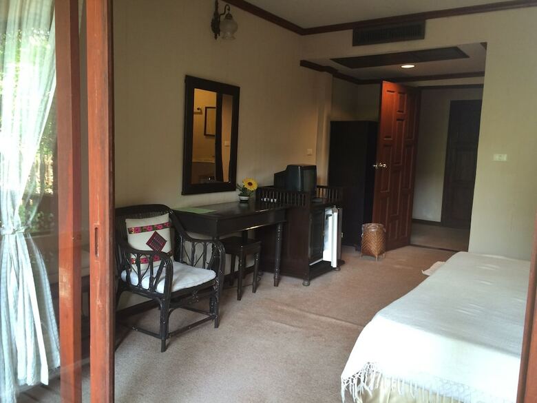 Mae Hong Son Mountain Inn Hotel & Resort