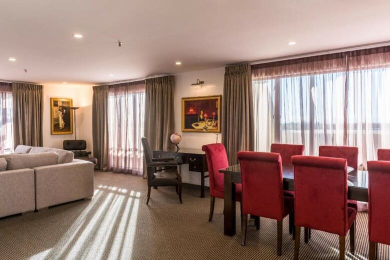 Apartamentos Fino Hotel And Suites