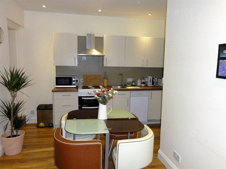 Brunswick Holiday Apartments