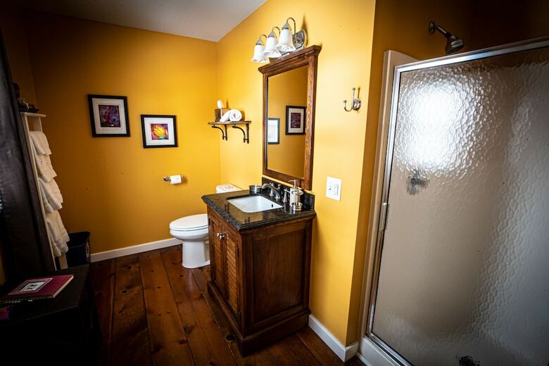 Bed & Breakfast Twin Oaks Inn