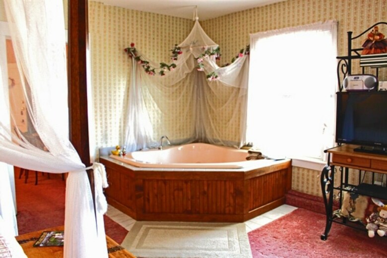 Bed & Breakfast Belle Aire Mansion Guest House