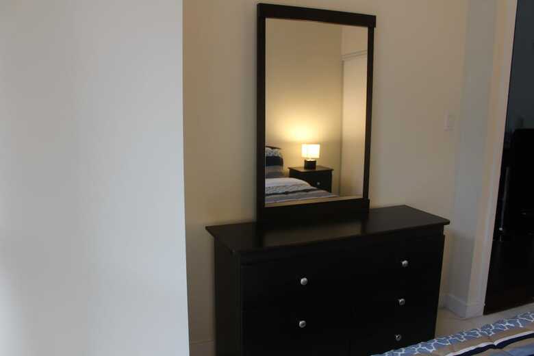 Custom-made Luxury Suite-by Elite Suites