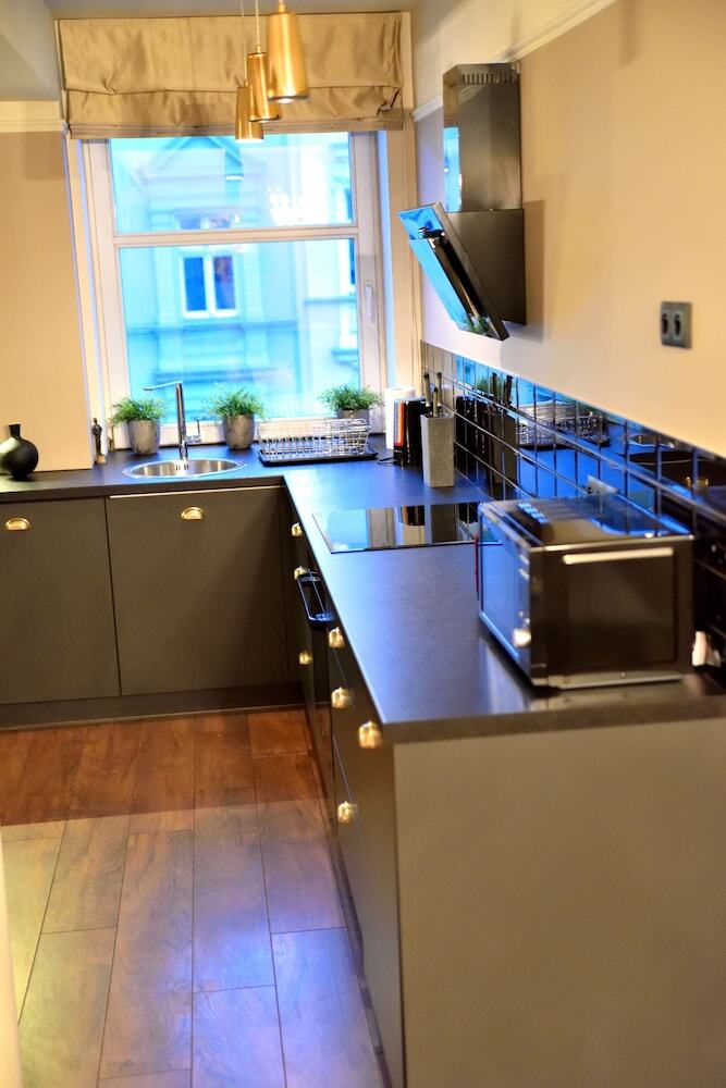 Top Apartments 2