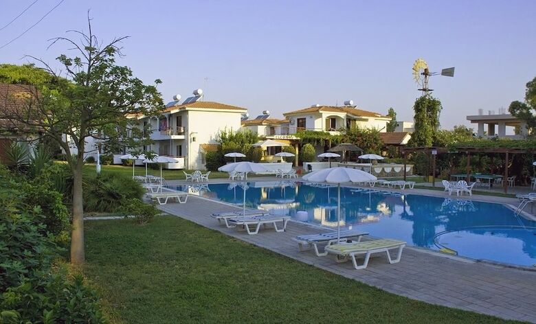 Aparthotel Eleonas Apartments