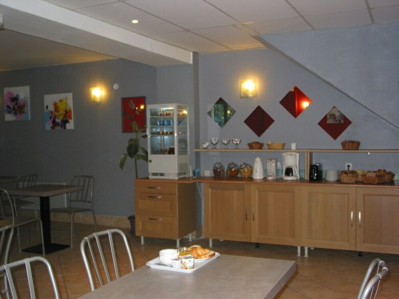Hotel H�tel Restaurant Le Dristan