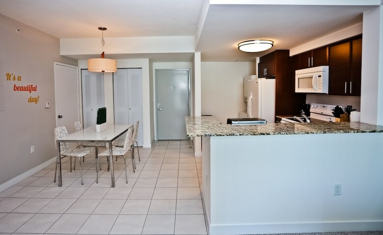 Nuovo Miami Apartments At Brickell - Downtown