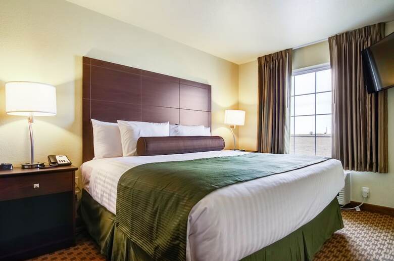 Hotel Cobblestone Inn & Suites - Lakin
