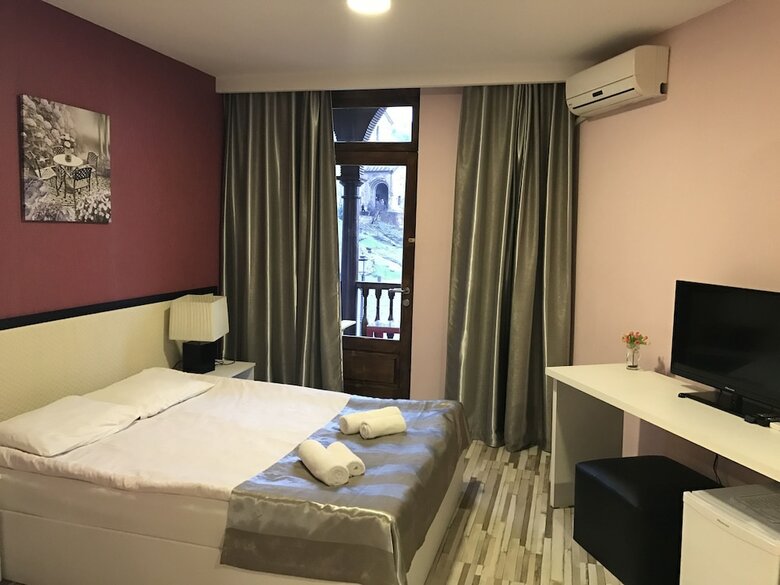Tiflis Metekhi Hotel