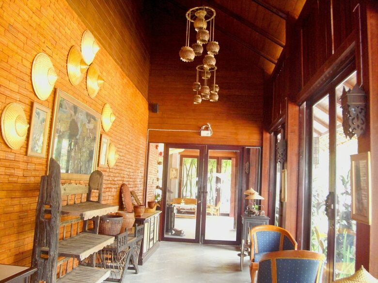 Hotel Suan Mork Kham Resort