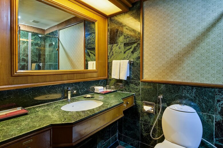 Hotel The Ummed Ahmedabad