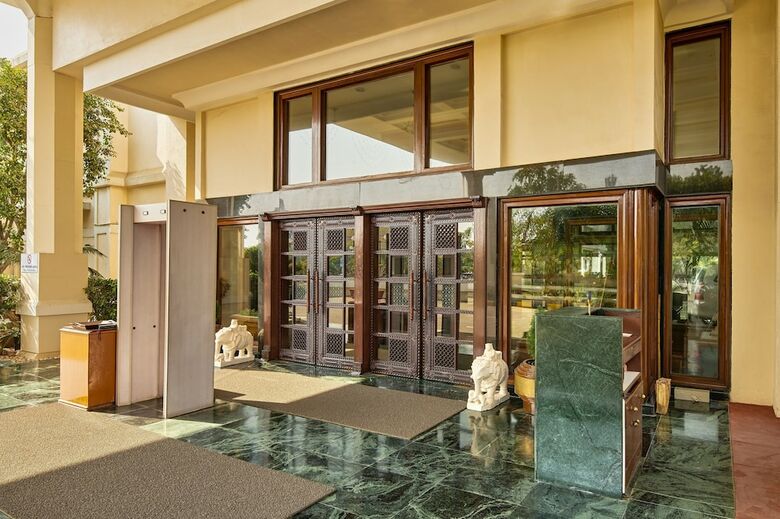 Hotel The Ummed Ahmedabad