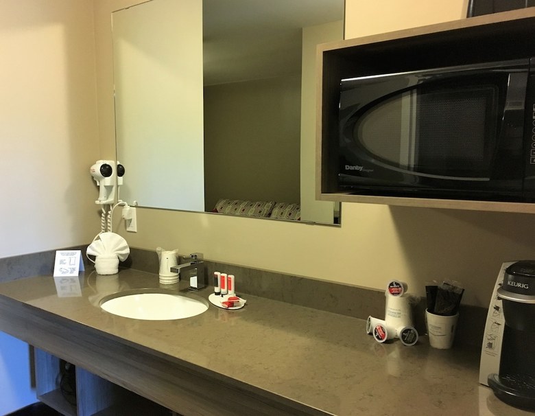 Hotel Super 8 By Wyndham Mont Laurier