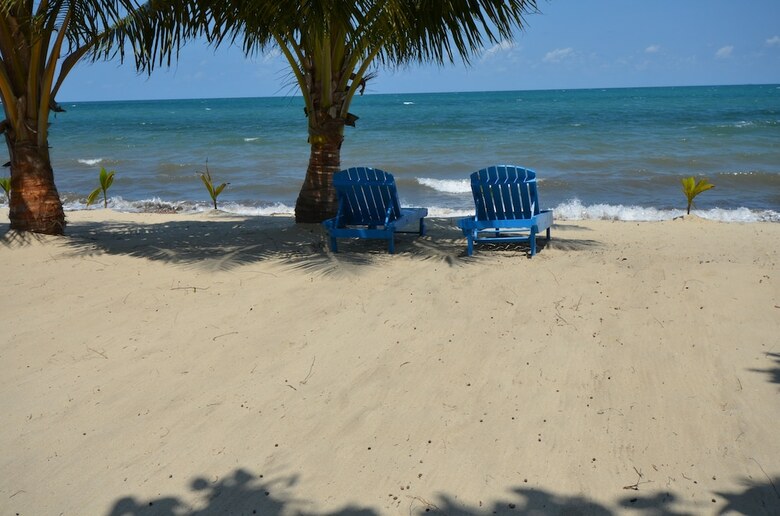 Hotel Mariposa Beach Resort