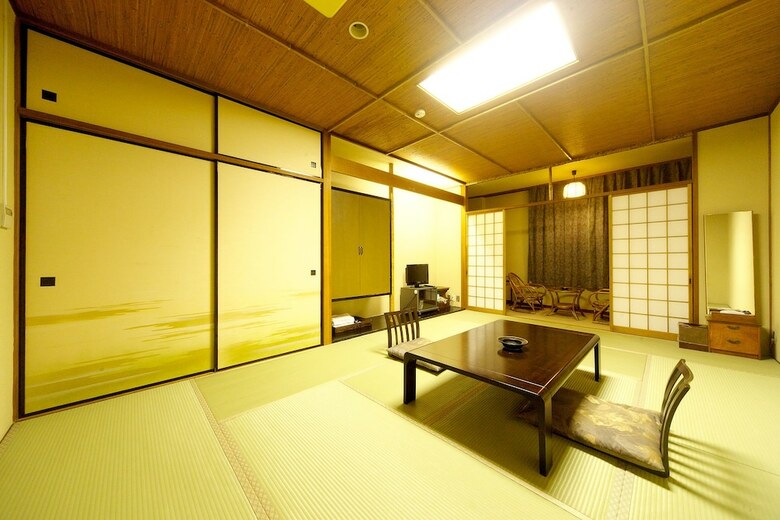 Kochi Sunrise Hotel