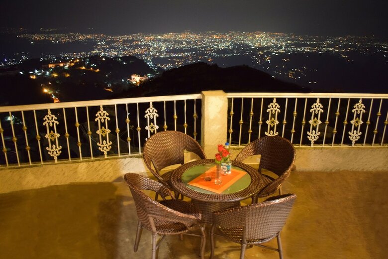 One Earth Royale Boutique Hotel