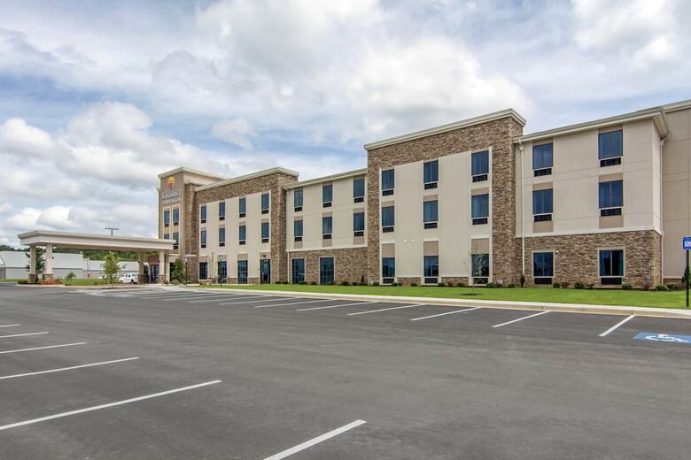 Hotel Comfort Inn & Suites