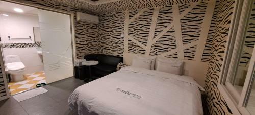 Hotel Show Motel Yangsan